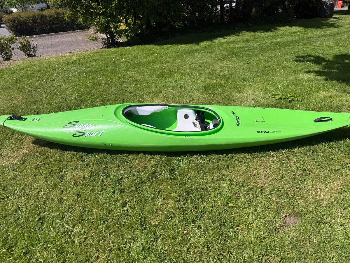 Kayak 11 foot long - Image 1