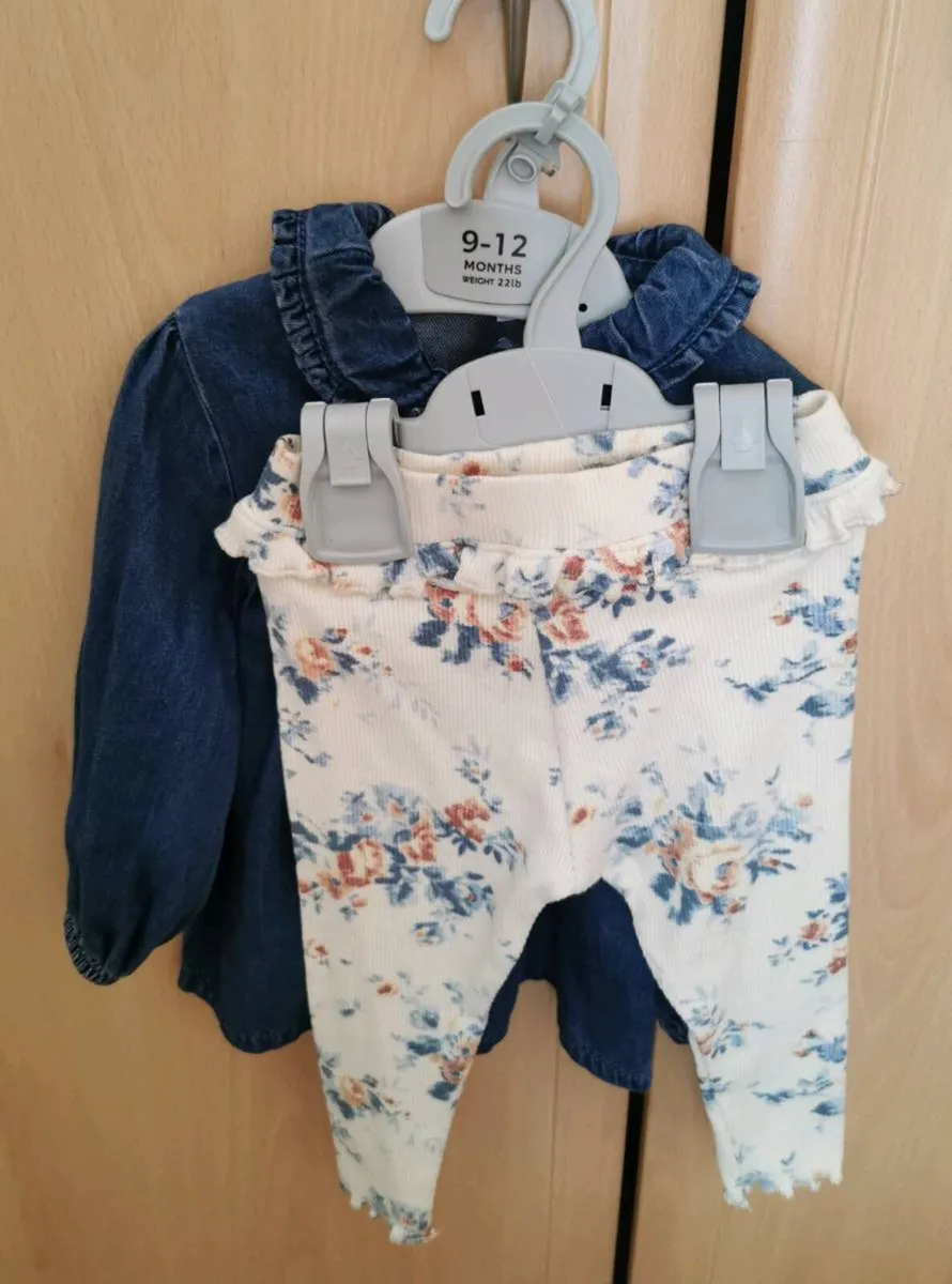Baby girl suit - Image 2