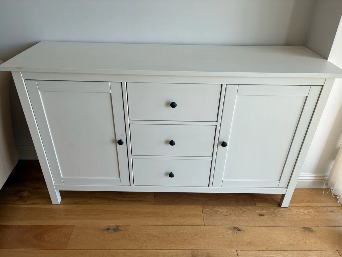 Dresser - Image 1