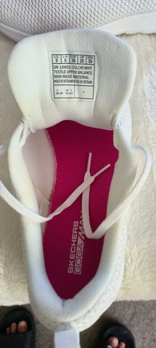 runners size 6 - Image 2