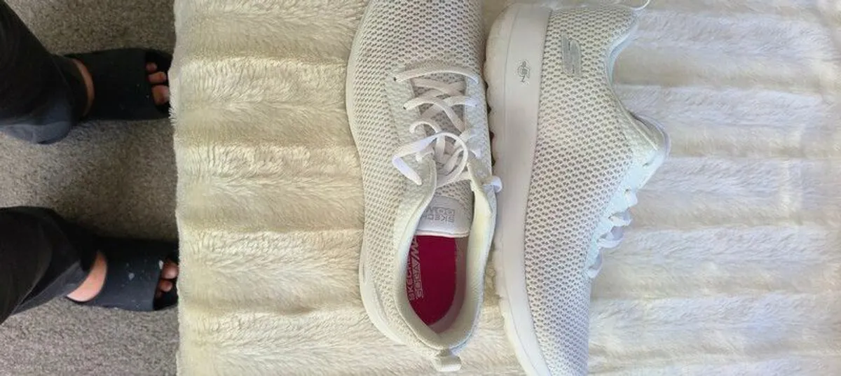 runners size 6 - Image 3