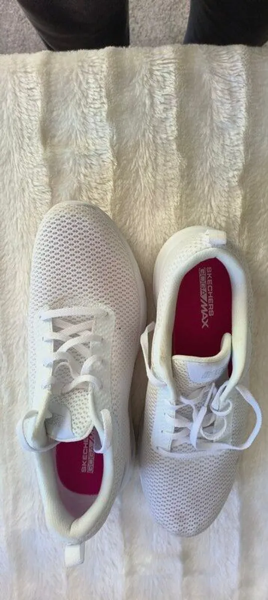 runners size 6 - Image 4