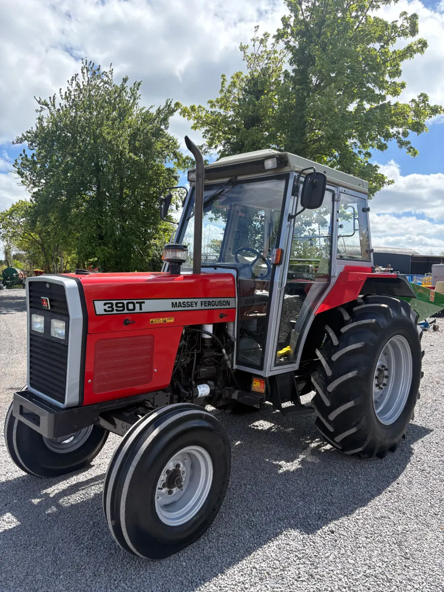 Massey Ferguson 390 T - Image 1