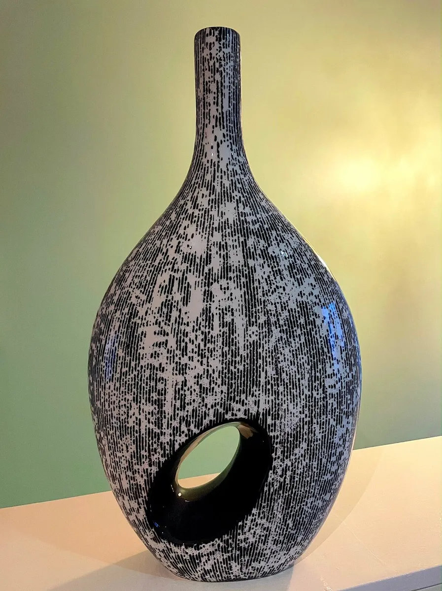 Decorative Vases - Image 4
