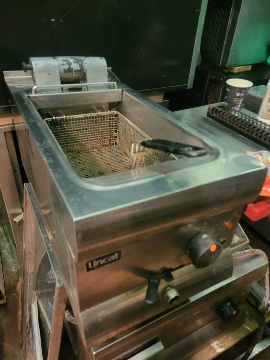 Fryer Electric Counter Top LINCAT - Image 1