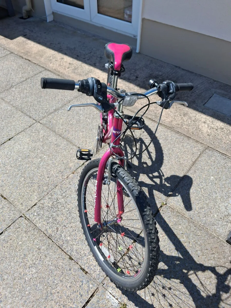 Girl's bike - Image 2