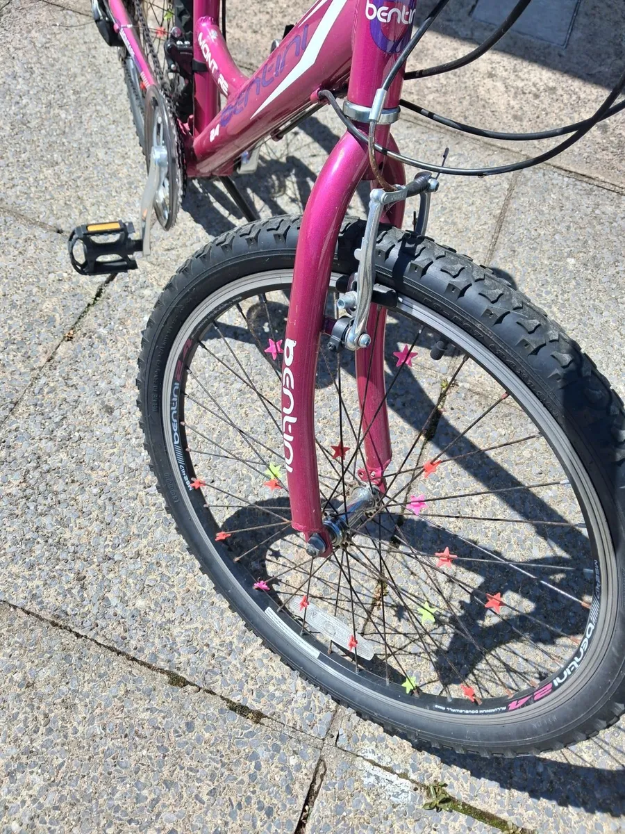 Girl's bike - Image 4