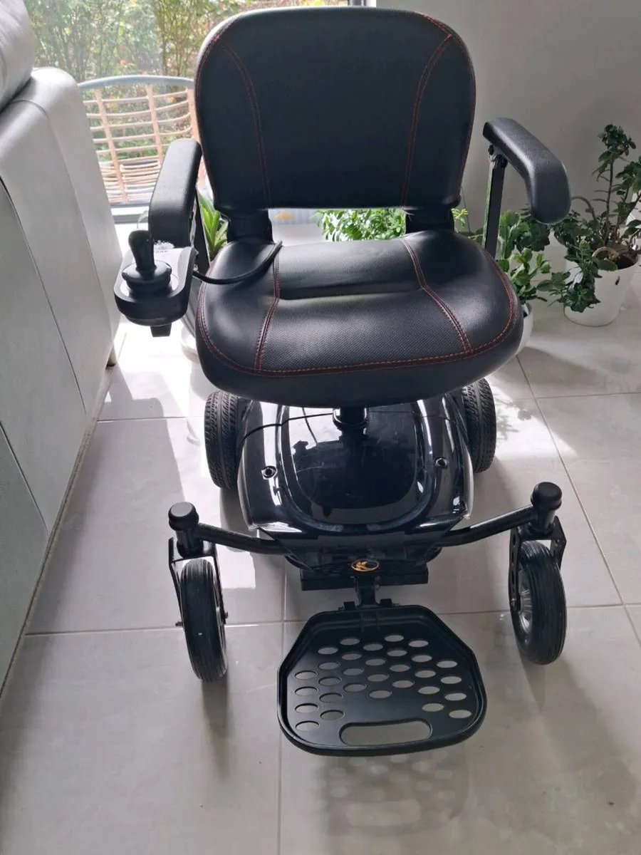 Electric mobility chairs - Image 1