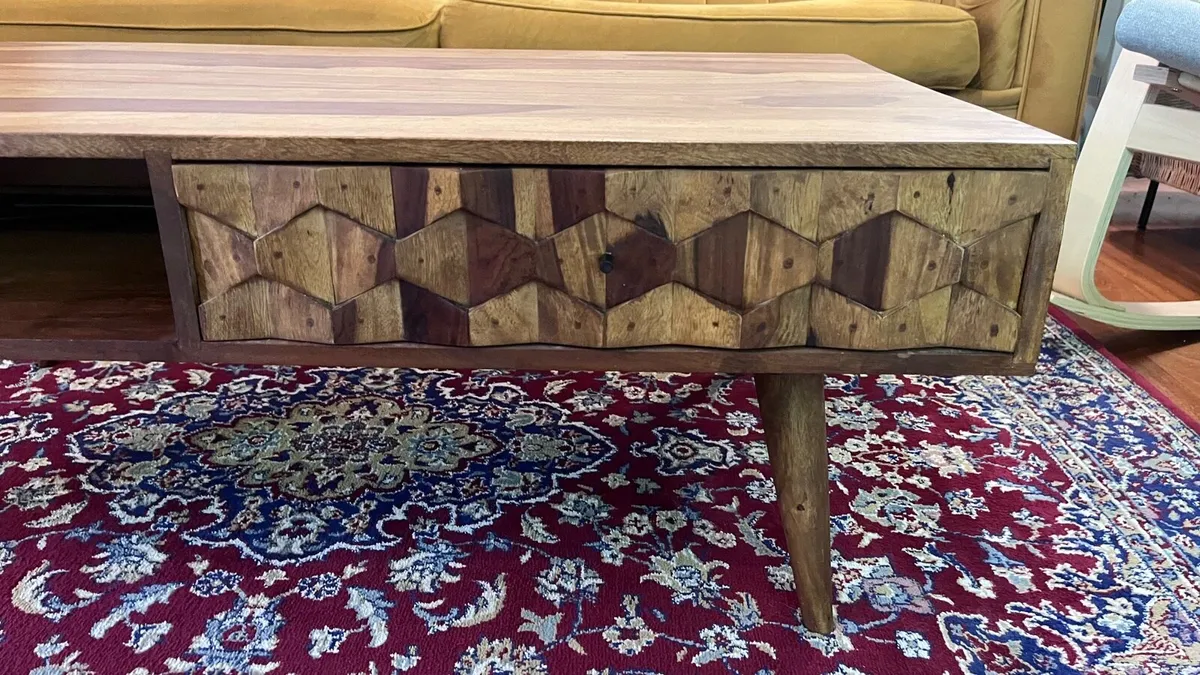 Coffee Table - with drawers - Image 4