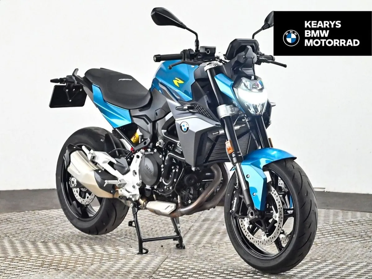 BMW F 900 R 0.9 - Image 1