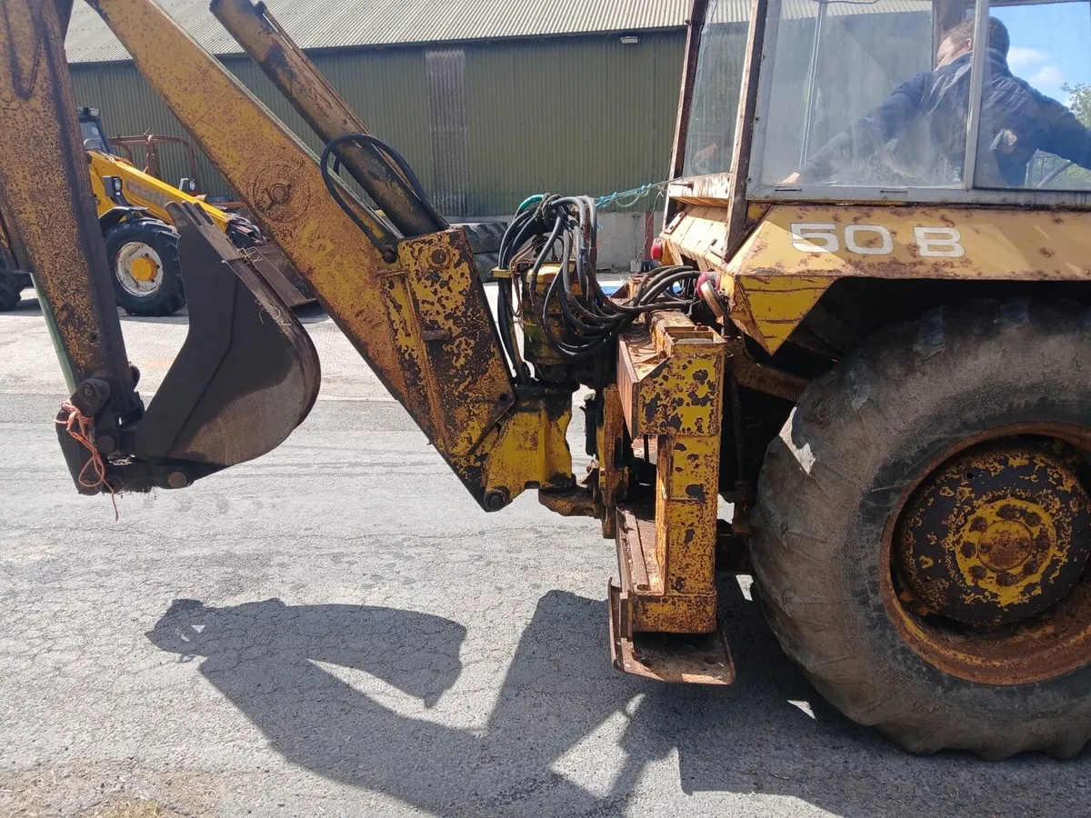 Massy 50B digger - Image 3