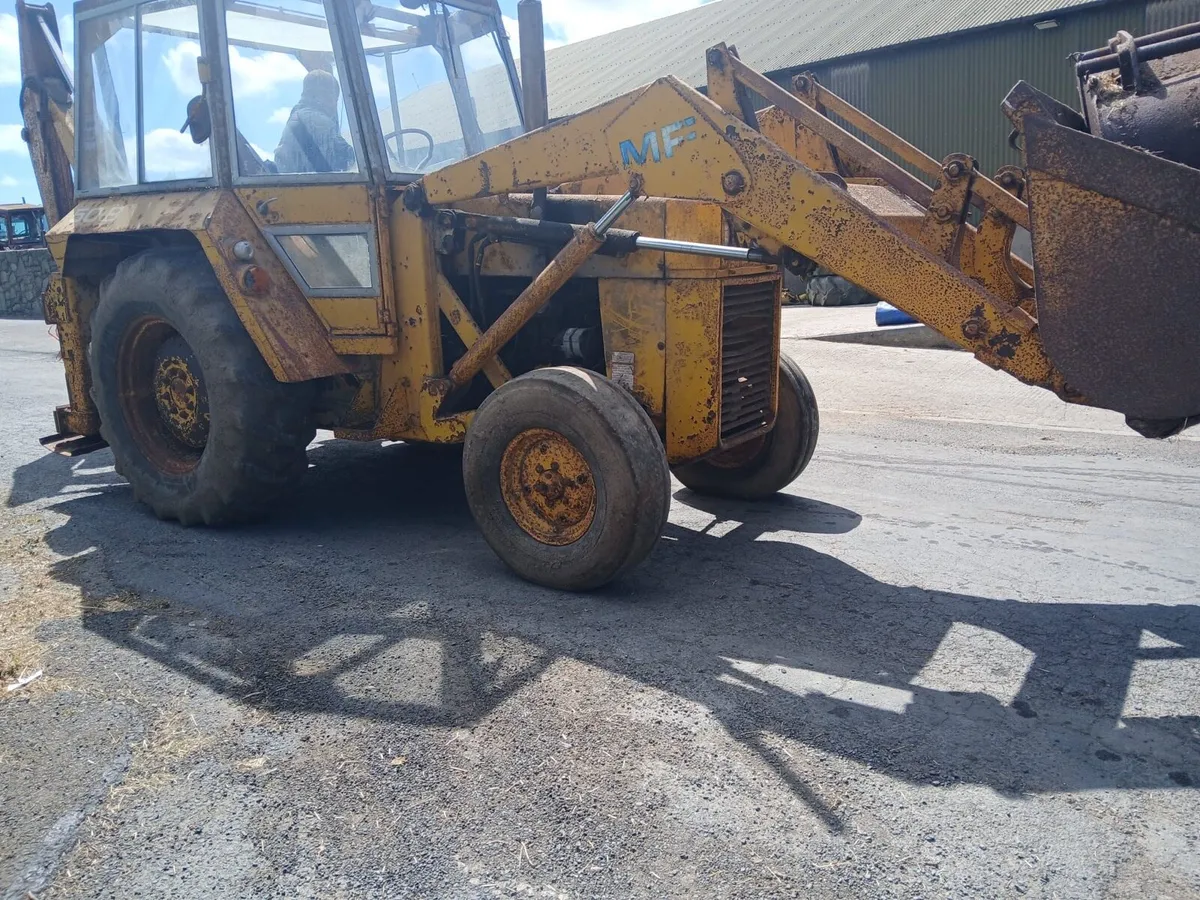 Massy 50B digger - Image 4