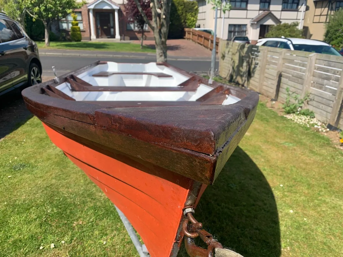 15FT Lake Boat - Image 3
