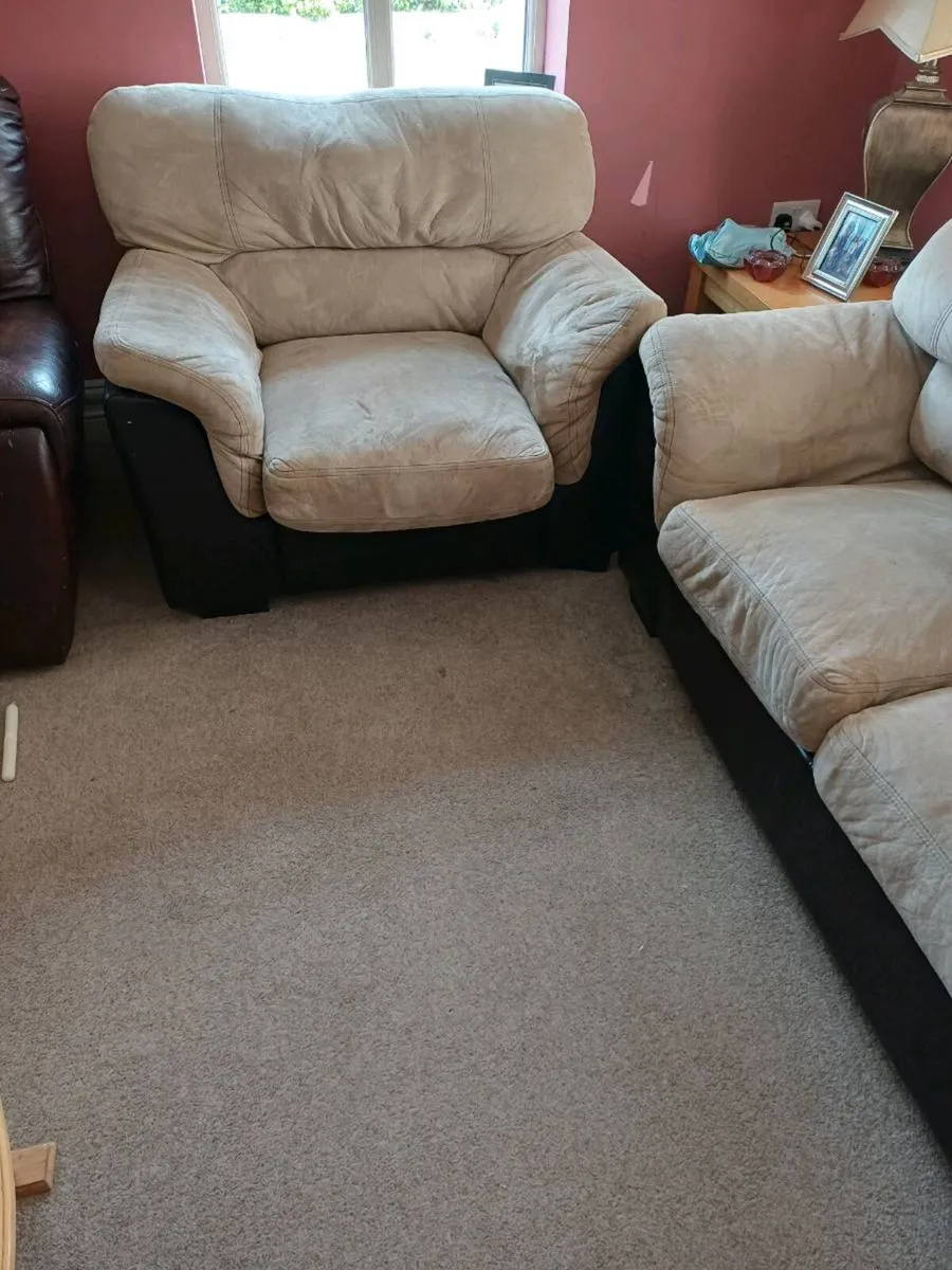 3 piece sofa - Image 3