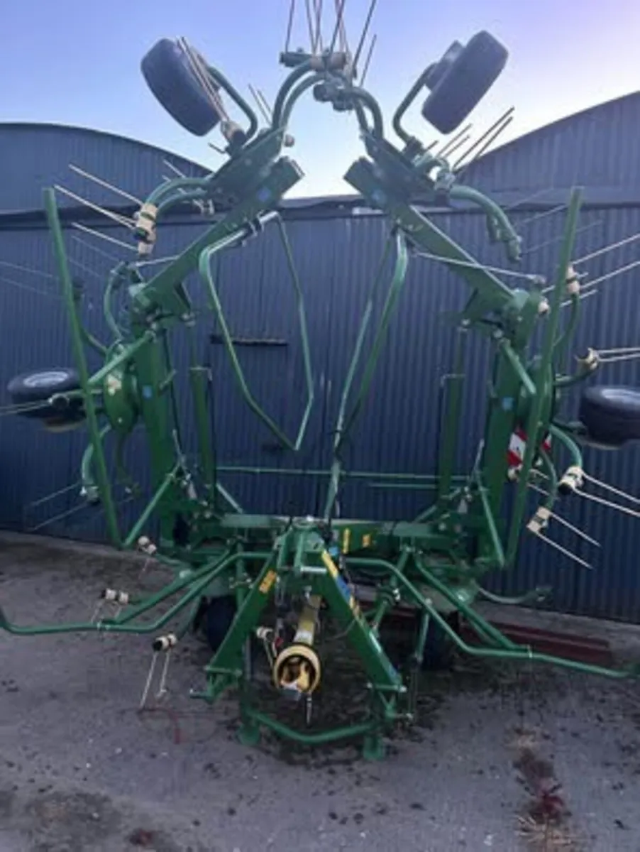 Krone Tedder - Image 1