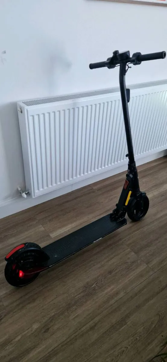 Electric scooter ( like new ) - Image 1