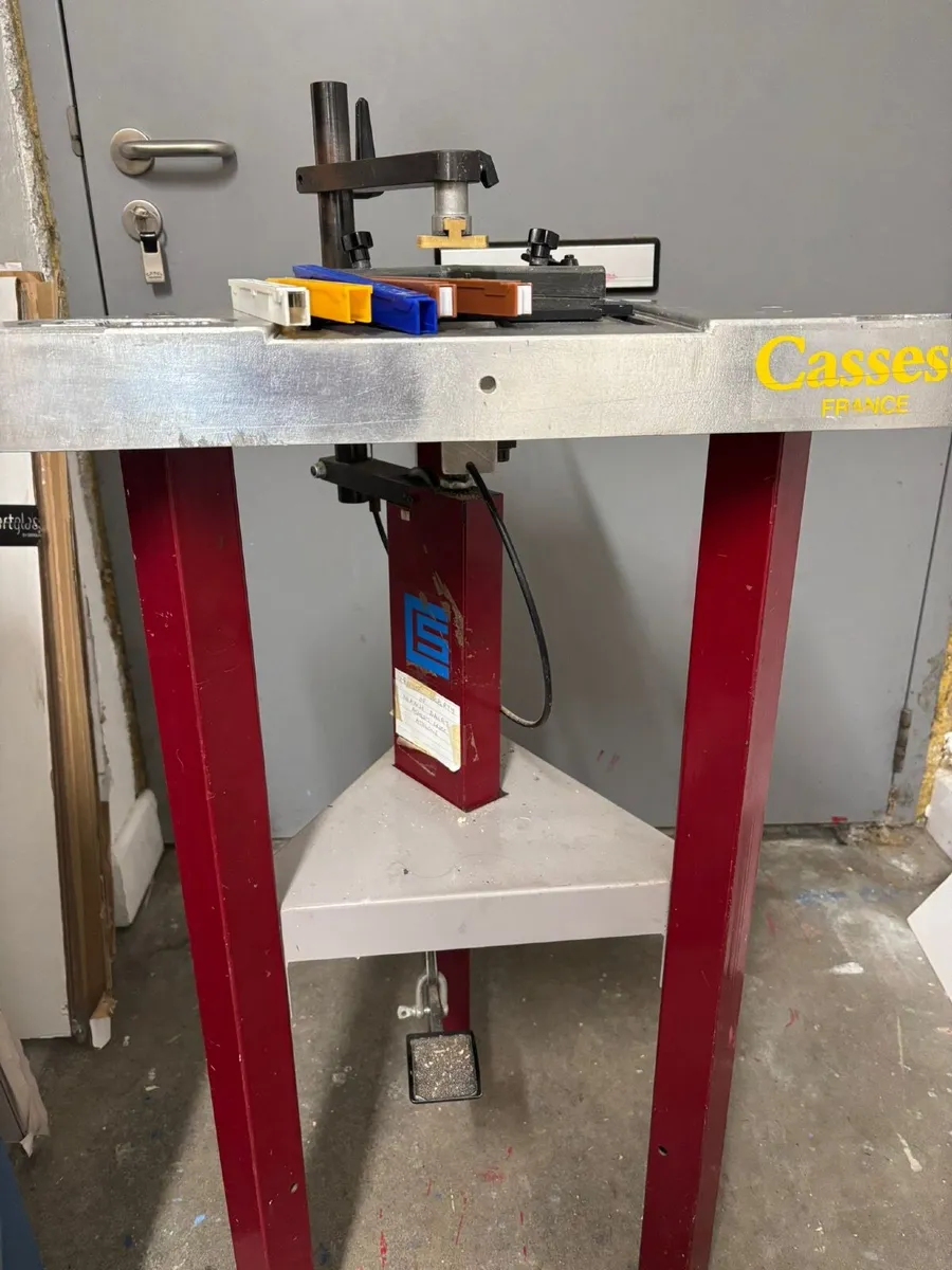 Framing Underpinner - Image 1