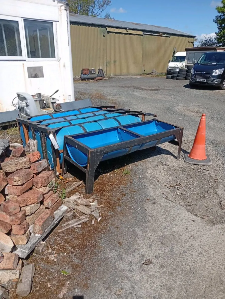 Stillages/cattle feeders - Image 3