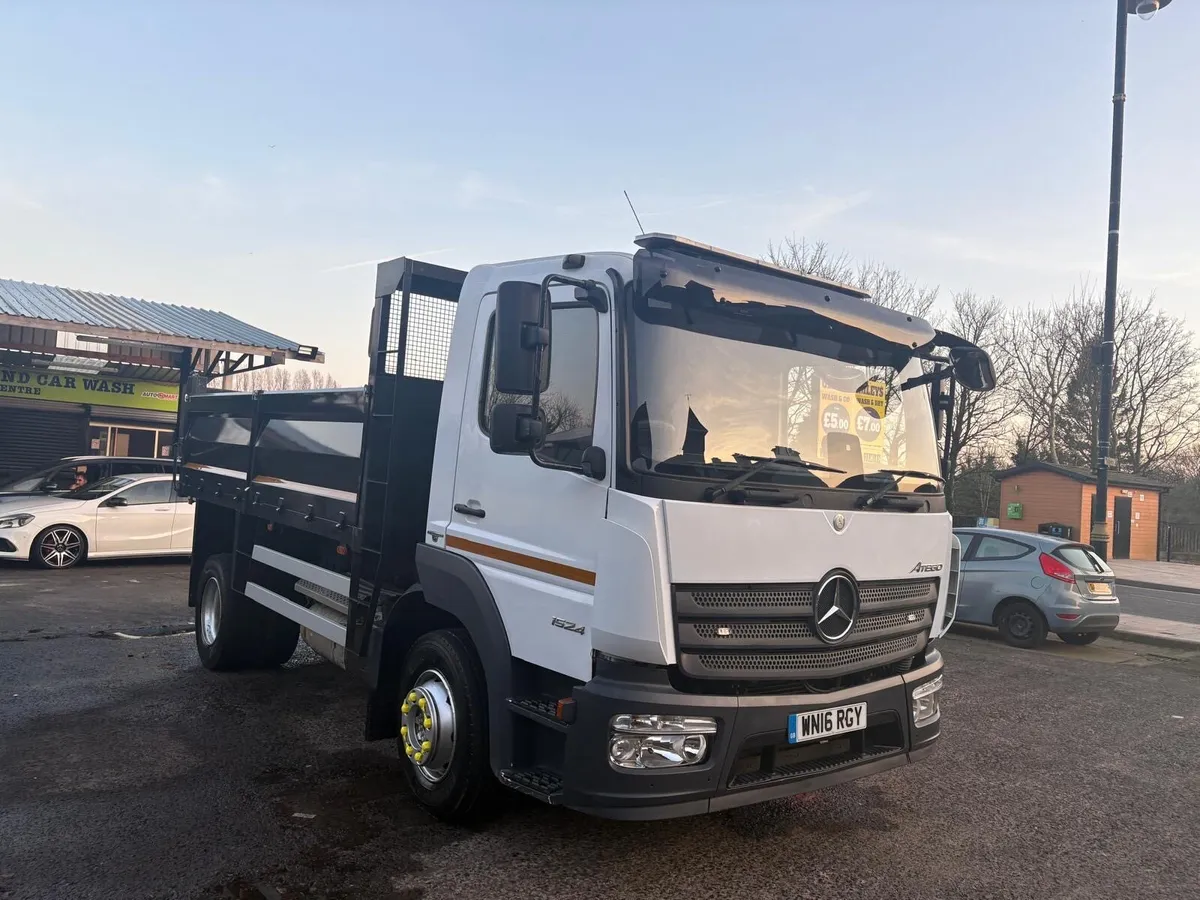 Mercedes Artego 2016 15 tonner 240 engine - Image 1