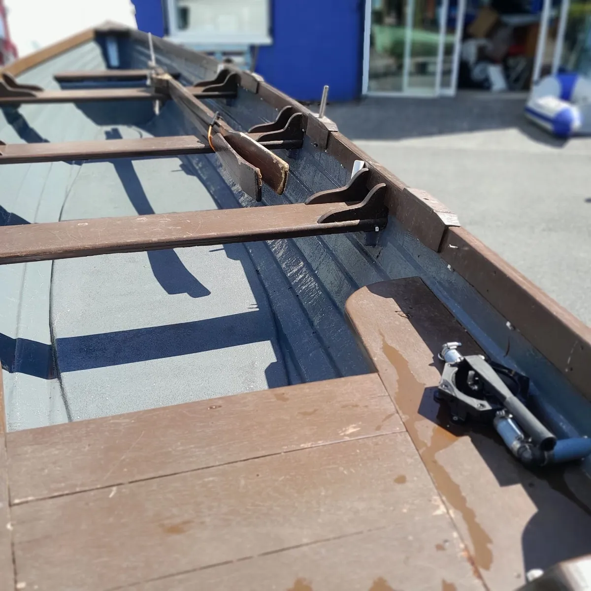 Lake boat - Image 1