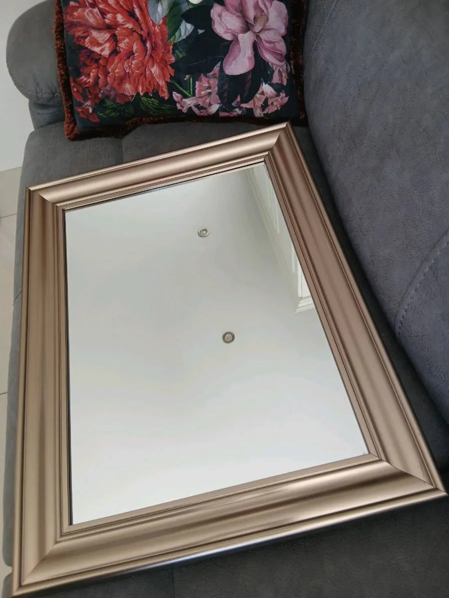 Mirror - Image 1