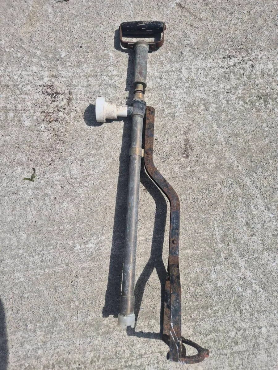 Bucket Pump for hand spraying - Image 1