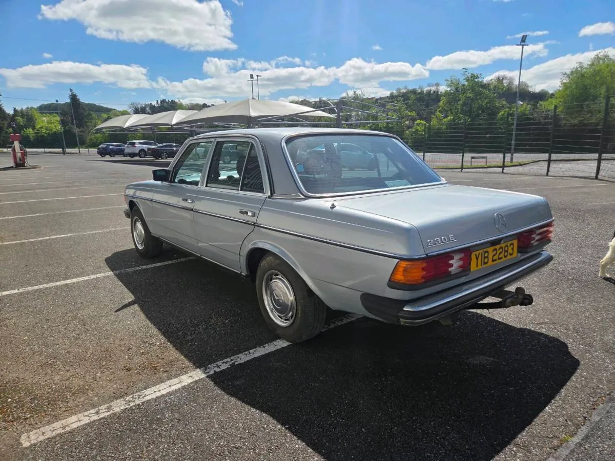 Mercedes-Benz 230e - Image 3