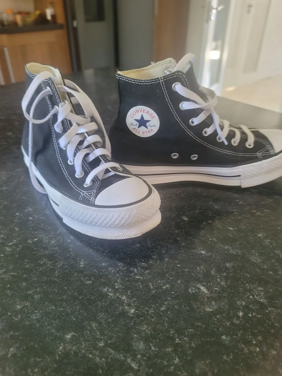 Trainers - Image 1