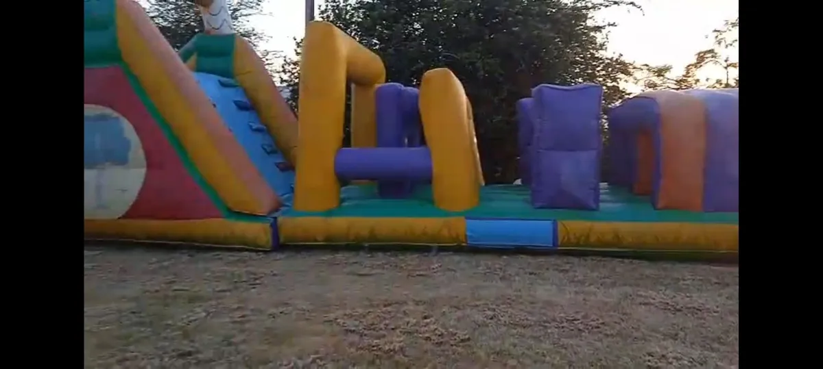 Bouncing castle - Image 2