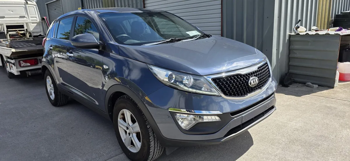 152 KIA SPORTAGE DIESEL - Image 2