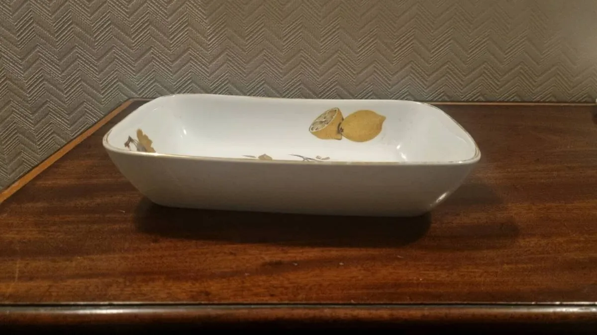 Vintage Royal Worcester Baking Dish - Image 1