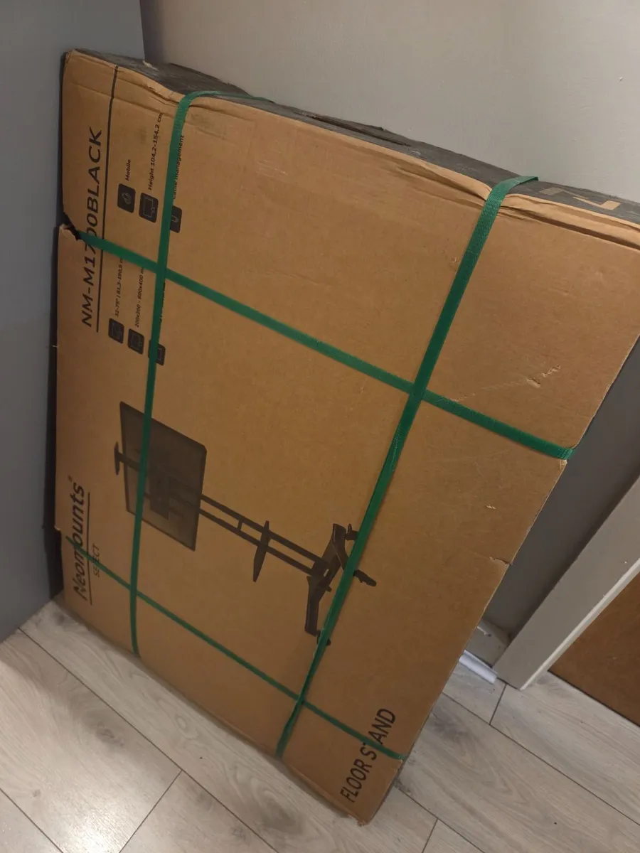 Mobile floor stand - Image 2