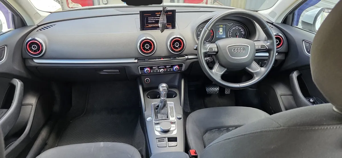 142 AUDI A3 AUTO - Image 4