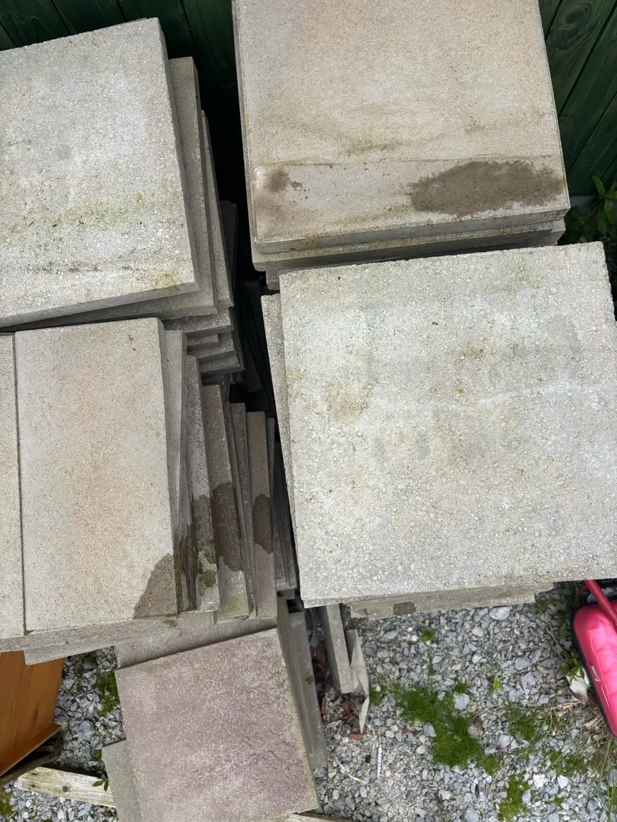 400X400mm concrete slabs 144 - Image 1