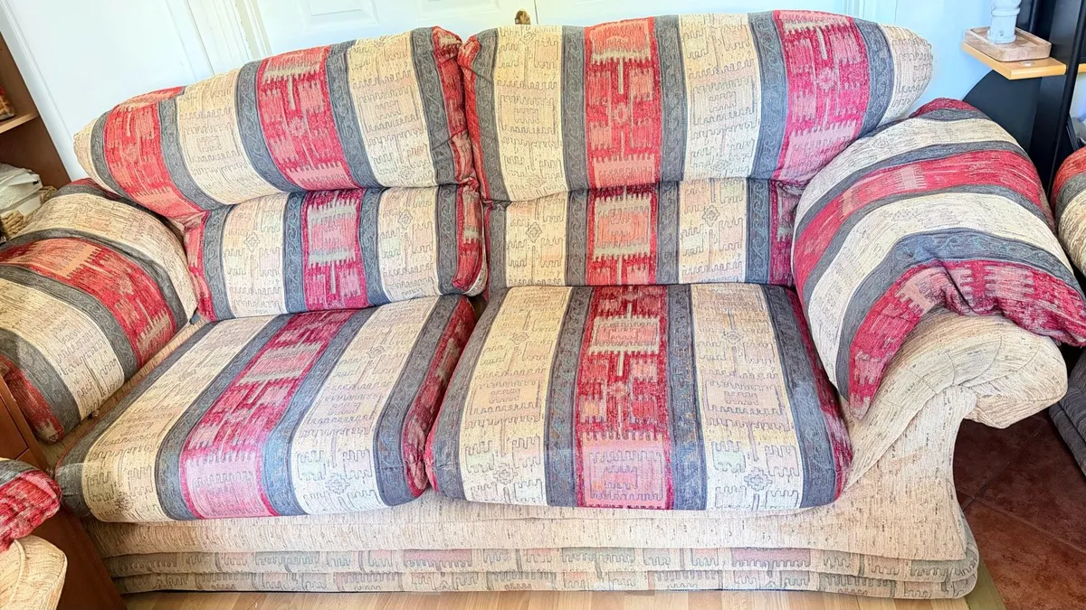 Living room set - Image 2