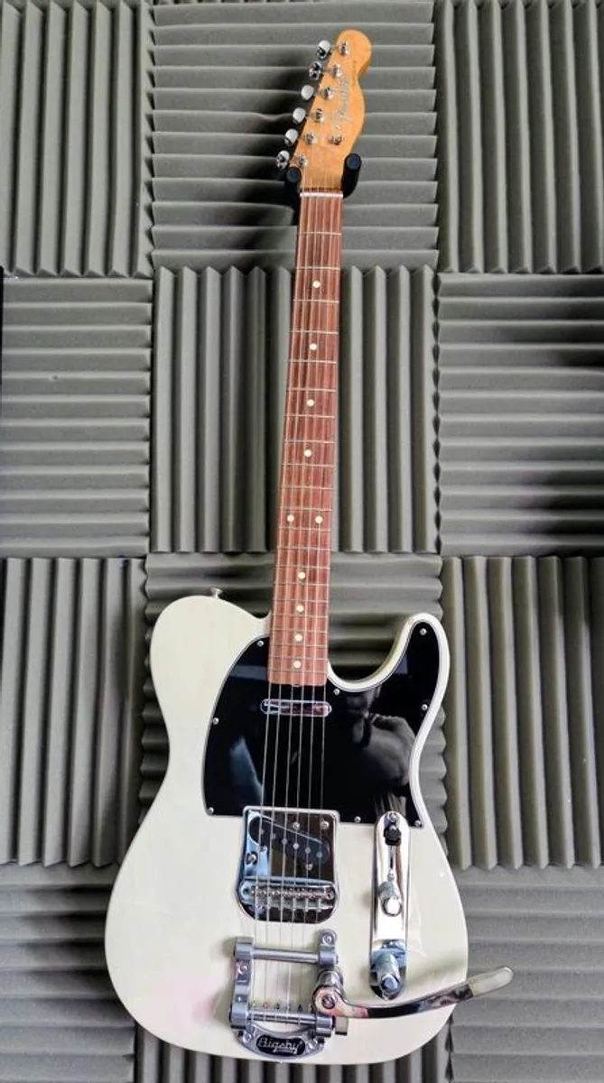 Fender Vintera '60sTelecaster Bigsby - Image 3