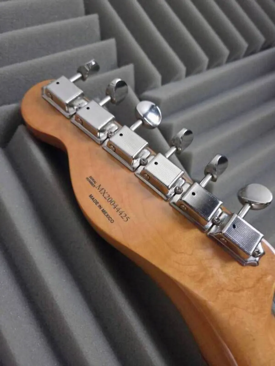 Fender Vintera '60sTelecaster Bigsby - Image 4