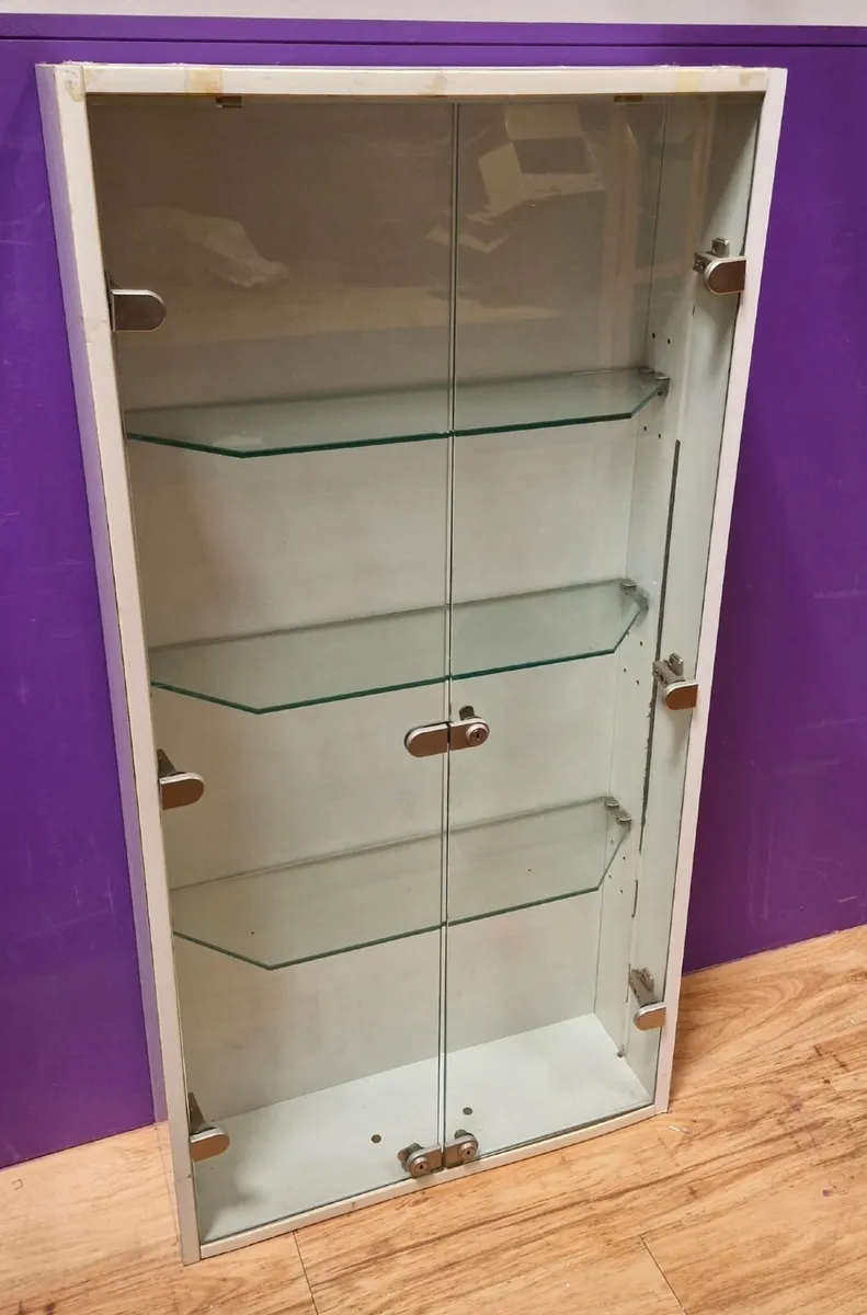 Retail Lockable Glass Display Cabinet - Image 2