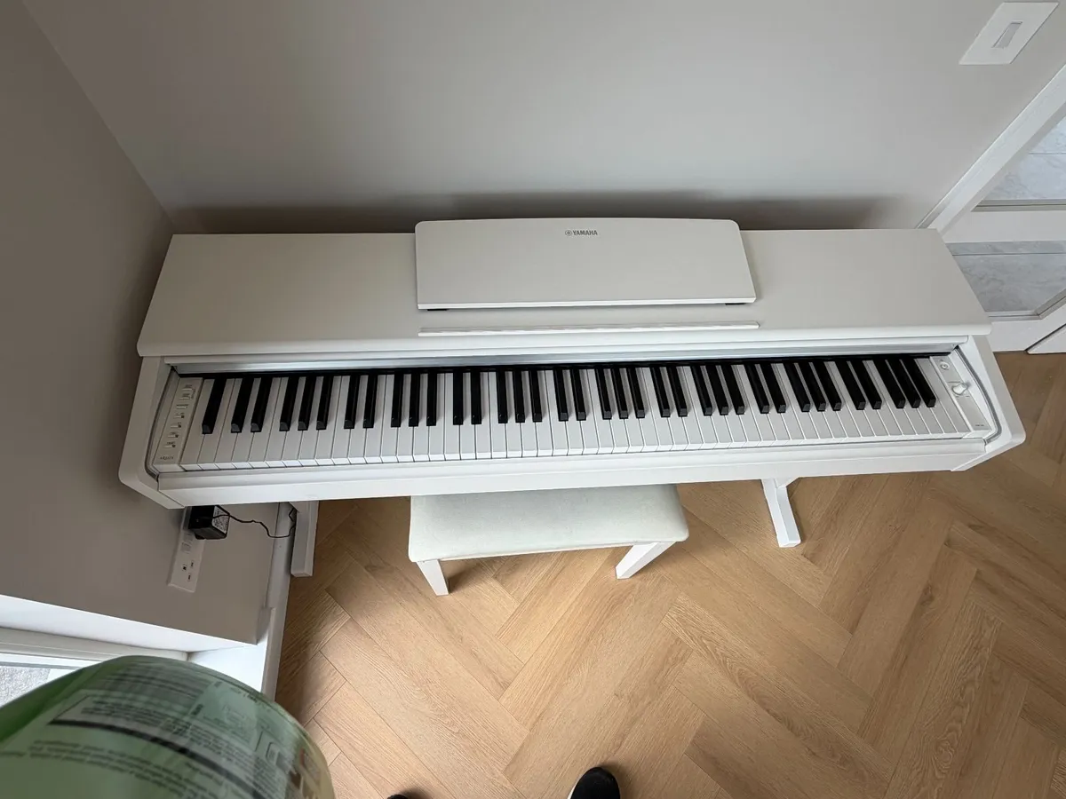 Yamaha YDP 145 Digital Piano - Image 1
