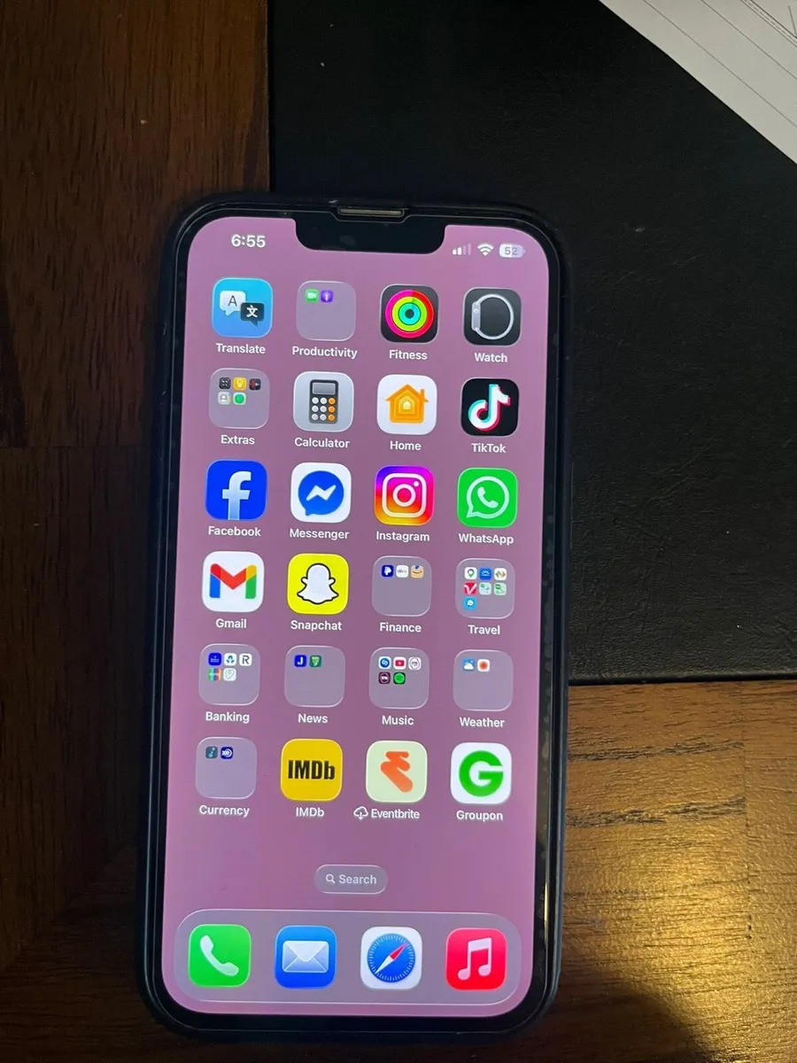 iPhone 13 - Image 4