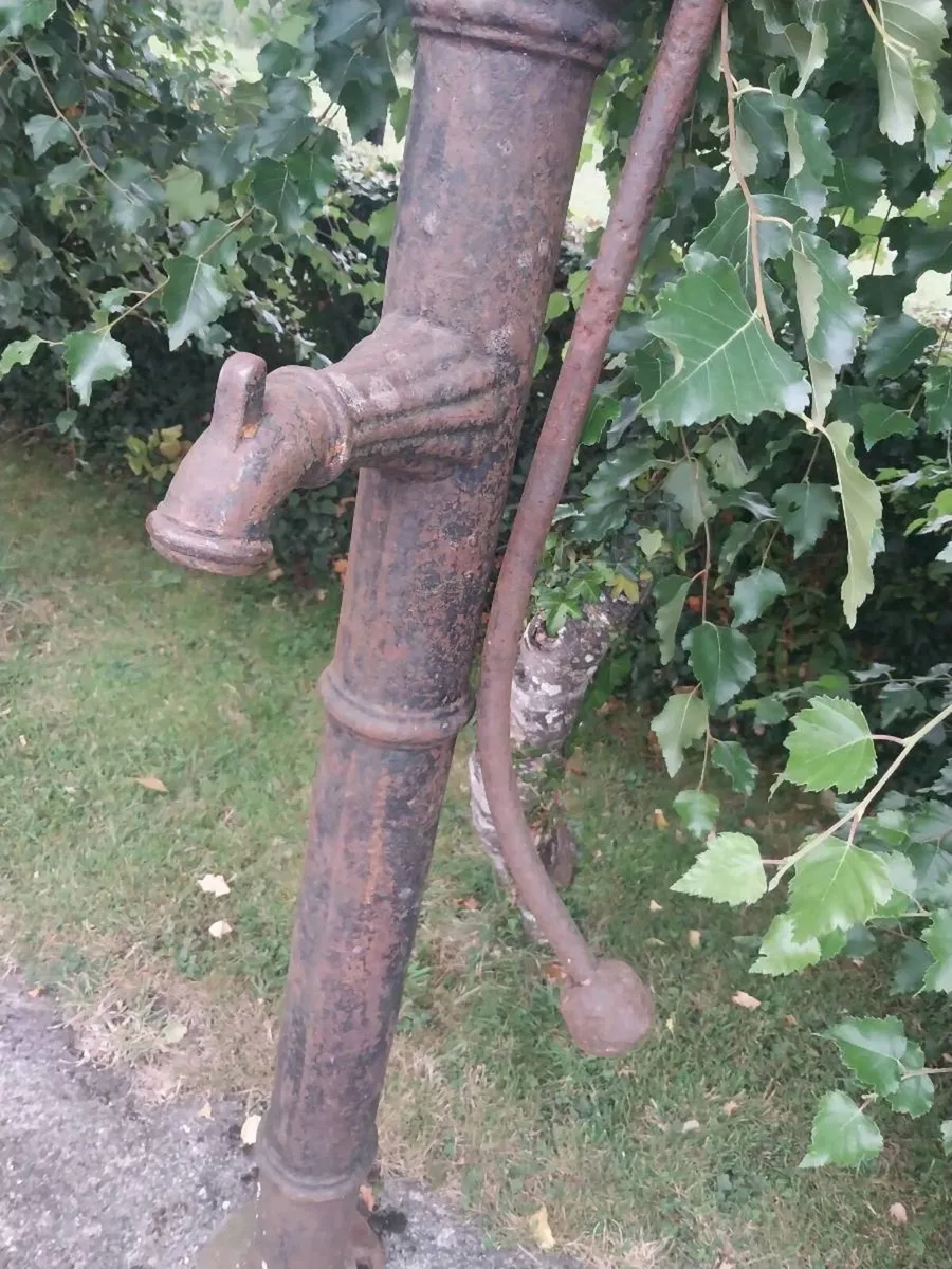 Colossal Village Pump / Extra Tall 6ft - Image 2