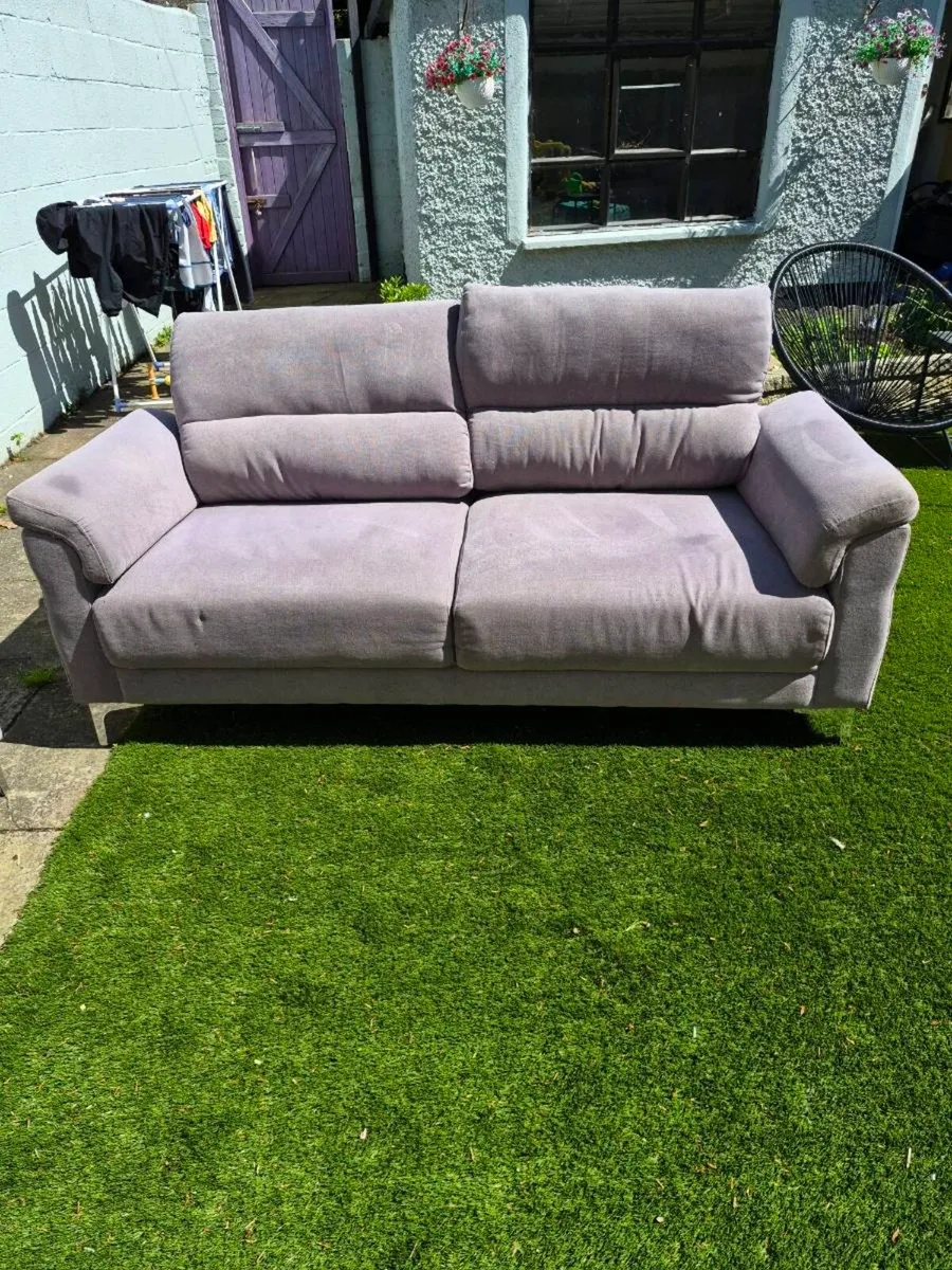 Grey 3 and 2 piece sofa suite - Image 3
