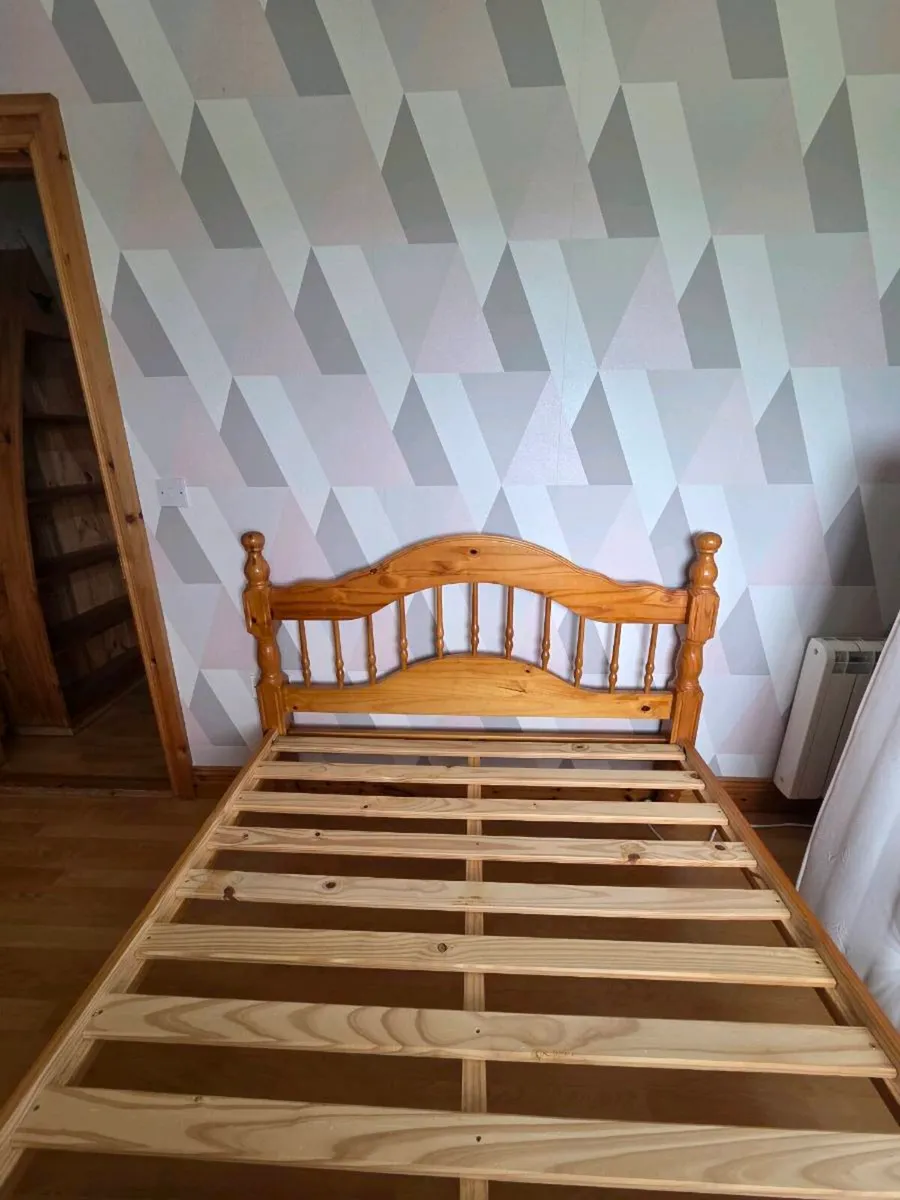 Double Bed - Image 4