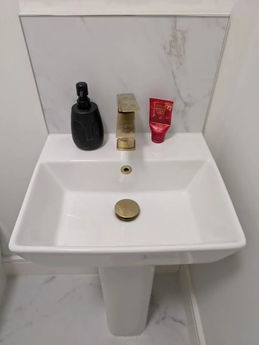 Pedestal Basin - Image 3