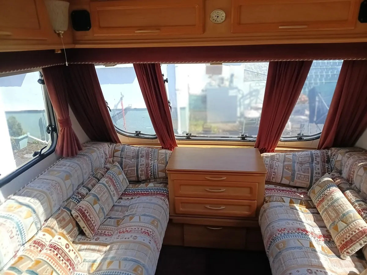 Caravan - Image 4
