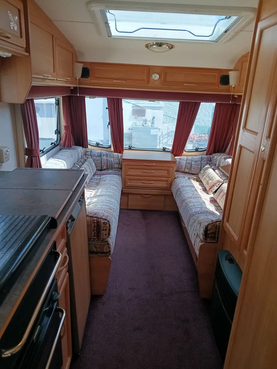 Caravan - Image 1