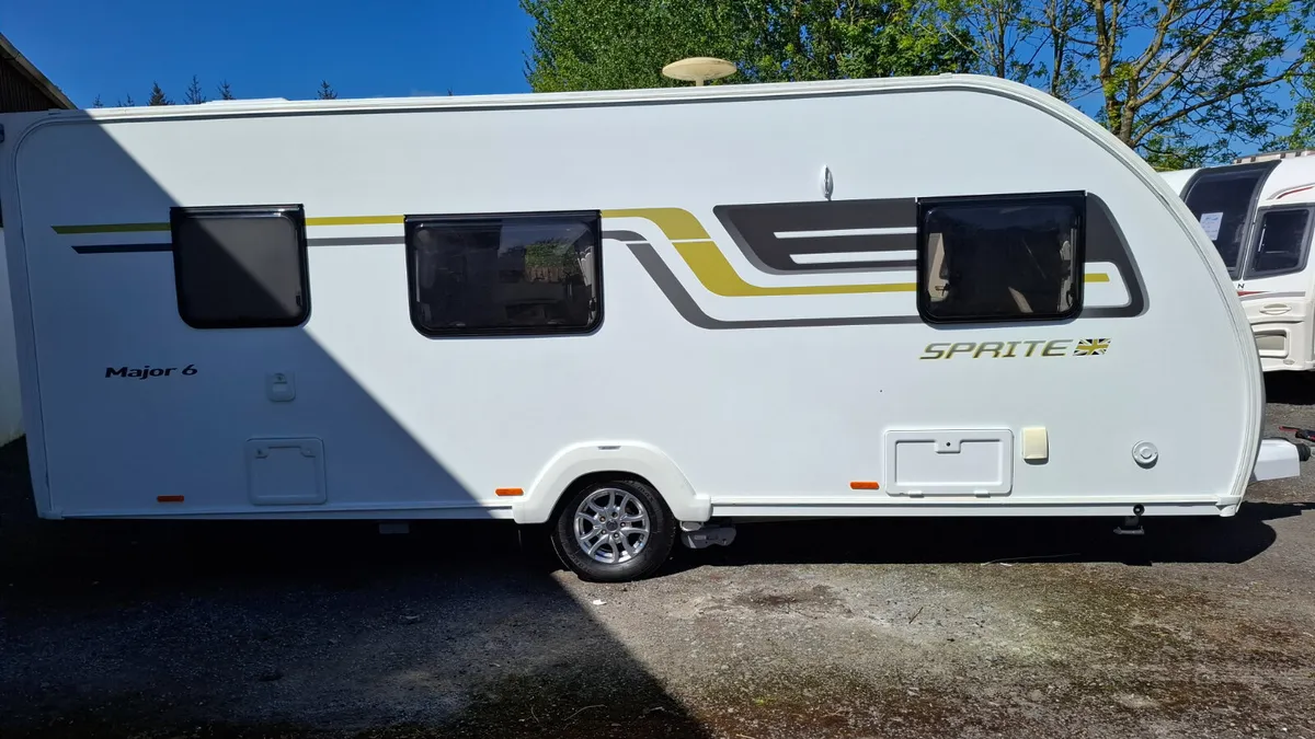Swift Sprite Major caravan  6 berth - Image 2