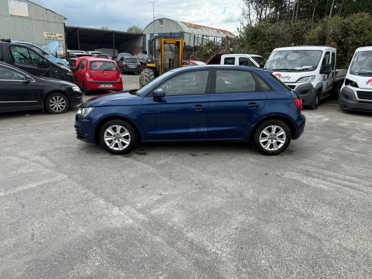 2013 Audi A1. SE  1.6 TDI 5 DR - Image 3