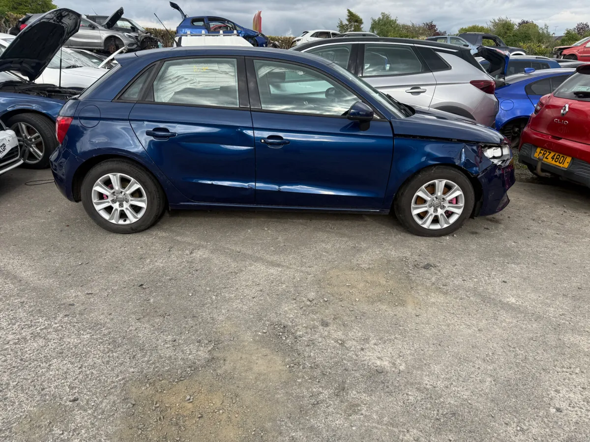 2013 Audi A1. SE  1.6 TDI 5 DR - Image 4