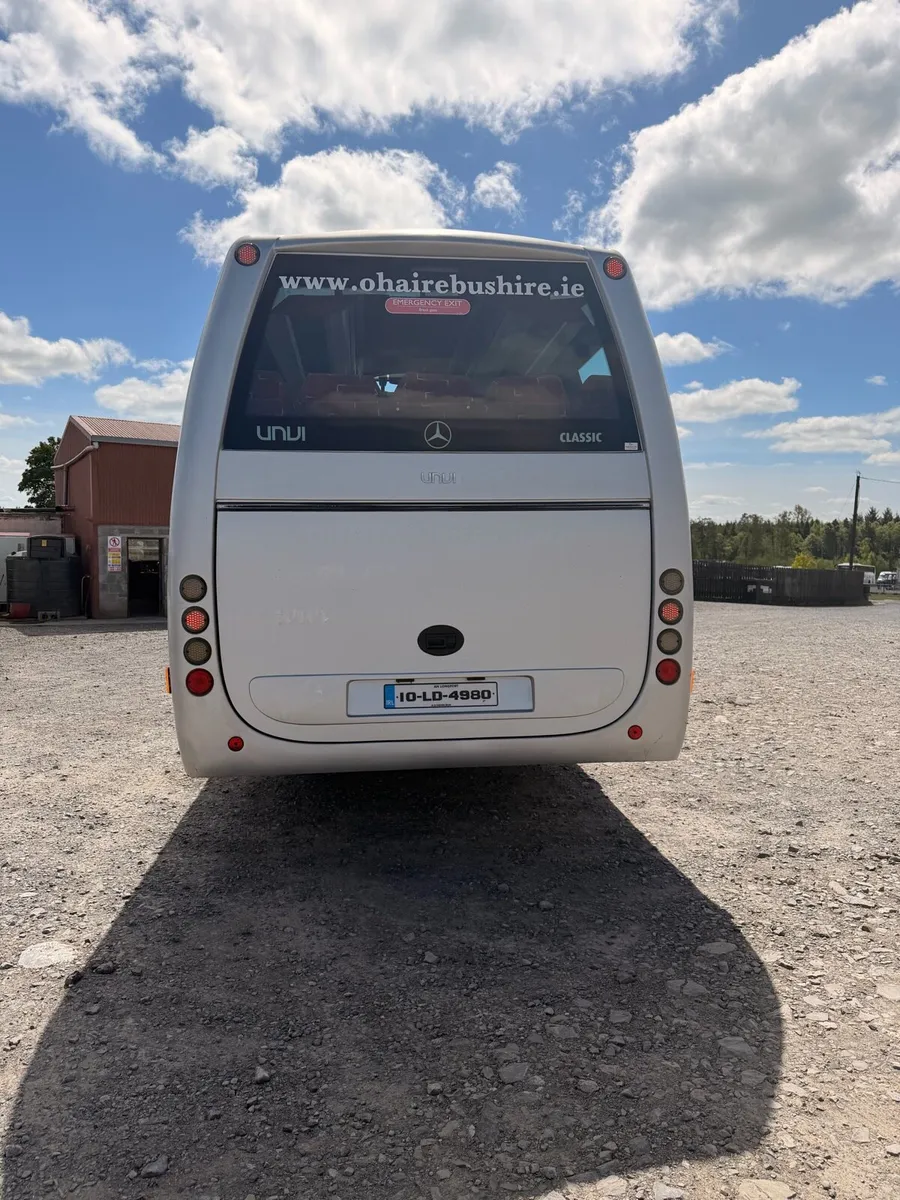 Mercedes Unvi Classic 33 Seater - Image 4